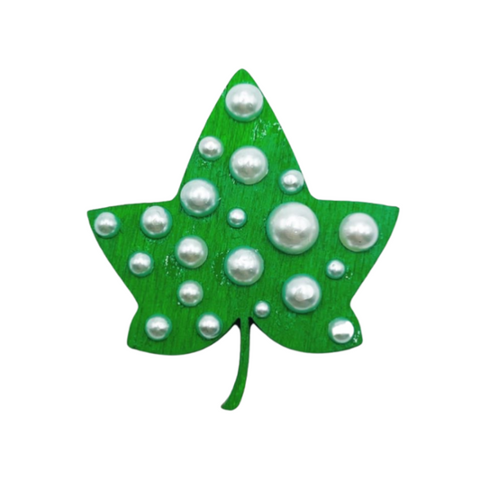 Ivy 20 Pearls Pin