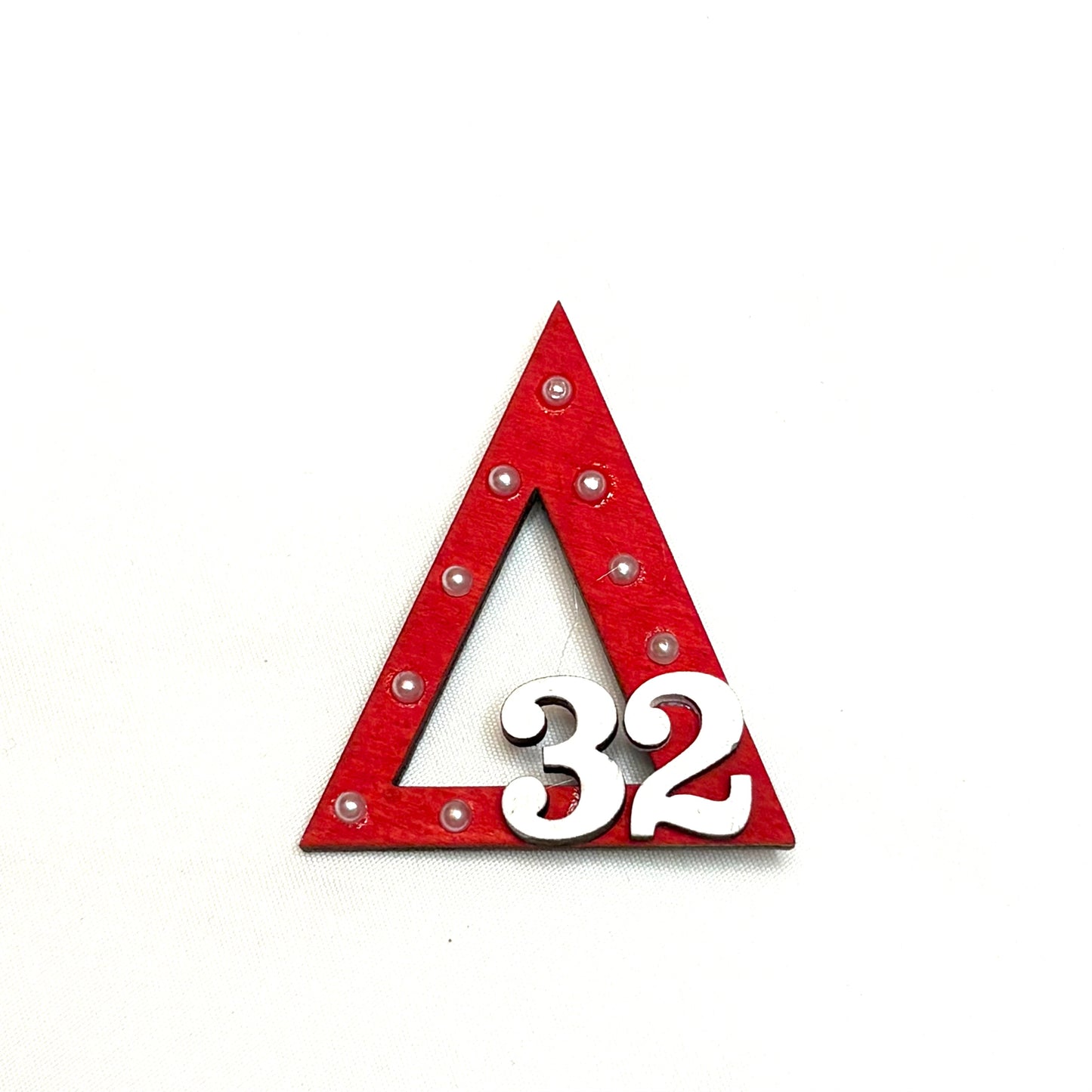 Delta 9 Pearl Line Number Pin