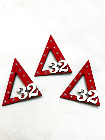 Delta 9 Pearl Line Number Pin