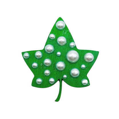 Ivy 20 Pearls Pin